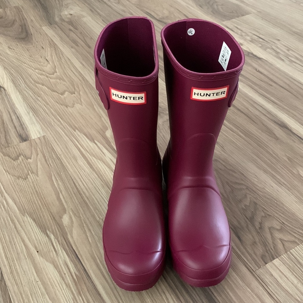 Brand new Hunter original short matte rain boots